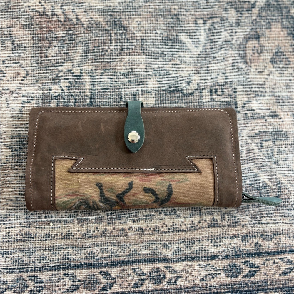 Crimson Willow Genuine Leather Western Wallet Cowhide Horse Print Cowgirl - Picture 2 of 4